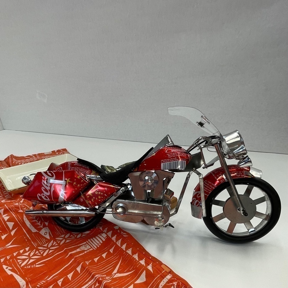 TABLEAU In MACHISMO 8 Curated Vintage Items - Picture 3 of 16
